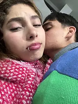 Snapshot of Samantha_2190 chatting on November 2025 04:22:02 AM Samantha 2190 online show from November 2025 04:22:02 AM