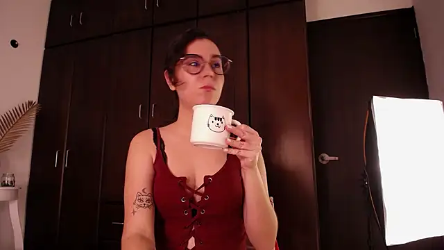 barbyehot online show from April 2026 10:15:01 PM