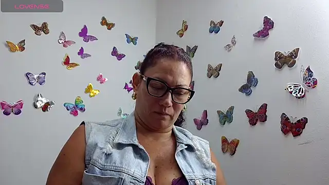 TifanyQueen  online show from July 2026 02:54:01 PM