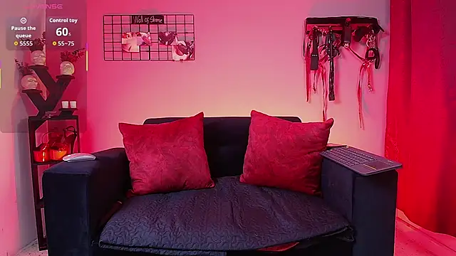 Snapshot of Daphne_Clarke chatting on November 2025 10:14:01 AM Daphne Clarke online show from November 2025 10:14:01 AM