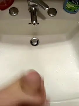 Snapshot of Empi19cm chatting on September 2025 05:09:01 AM Empi19cm online show from September 2025 05:09:01 AM