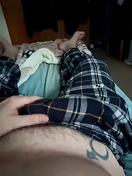 Snapshot of Empi19cm chatting on November 2025 06:44:01 AM Empi19cm online show from November 2025 06:44:01 AM