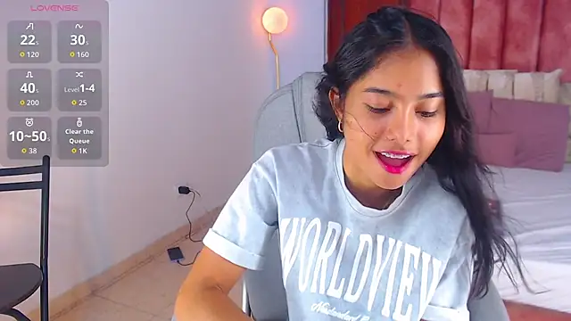 Milaa Star  online show from September 2025 04:05:02 AM