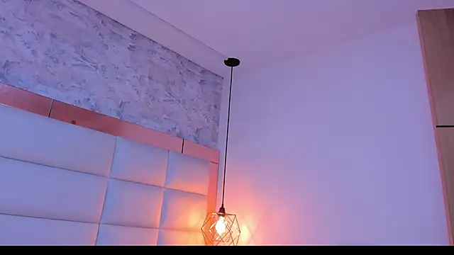 Salome Smitth 1 online show from April 2026 08:31:02 PM