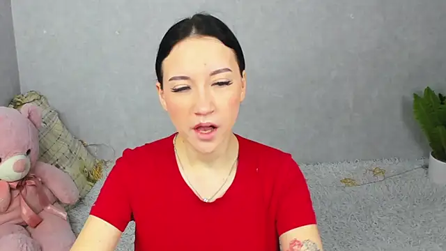 EileenMoores online show from December 2025 07:14:02 AM