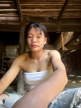 Snapshot of Ngoc_2k5 chatting on October 2025 08:35:02 AM Ngoc 2k5 online show from October 2025 08:35:02 AM