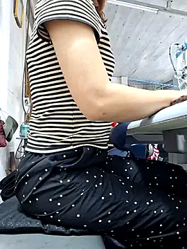 irina hana online show from November 2025 02:50:02 AM