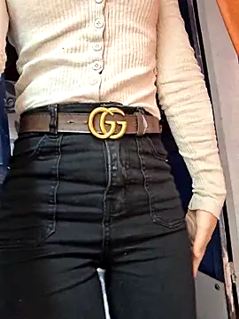 irina hana online show from January 2026 01:19:01 AM