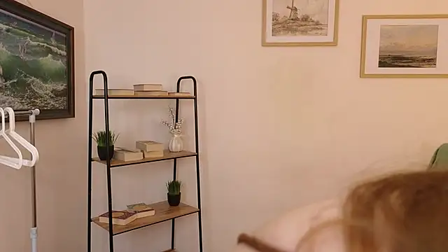 Snapshot of Bonnie_Nunez chatting on November 2025 10:41:01 PM Bonnie Nunez online show from November 2025 10:41:01 PM