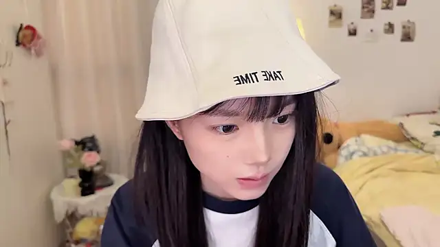 Momo-xx online show from January 2026 12:48:02 AM