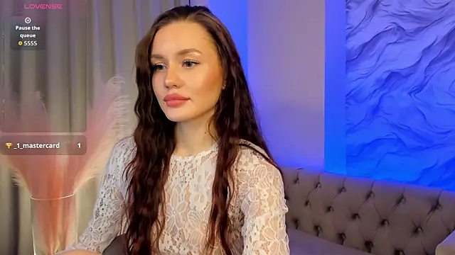 Snapshot of Aria_Mila chatting on November 2025 11:35:01 AM Aria Mila online show from November 2025 11:35:01 AM