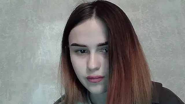 Snapshot of SweetLoraa chatting on November 2025 12:34:01 PM SweetLoraa online show from November 2025 12:34:01 PM