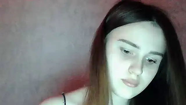 SweetLoraa online show from March 2026 07:09:01 PM