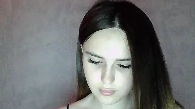 SweetLoraa online show from July 2026 03:14:02 PM