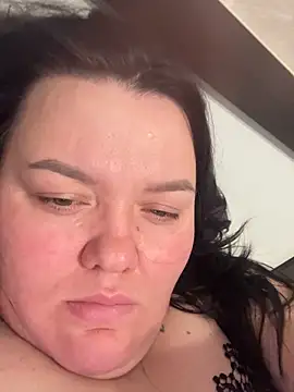 SunnyLeila2101 online show from December 2025 08:25:01 PM