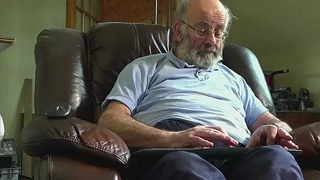 Snapshot of janzer13 chatting on February 2026 02:02:02 PM janzer13 online show from February 2026 02:02:02 PM