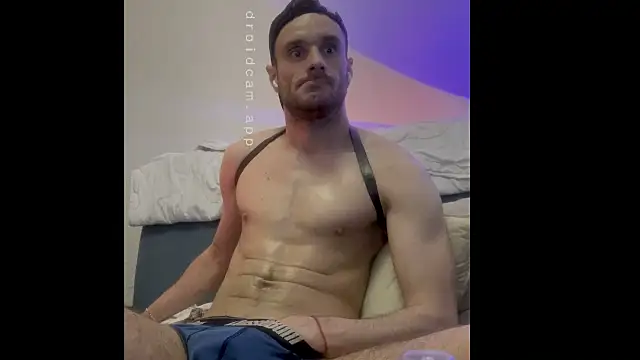 Snapshot of sexbooy27 chatting on October 2025 10:33:01 PM sexbooy27 online show from October 2025 10:33:01 PM