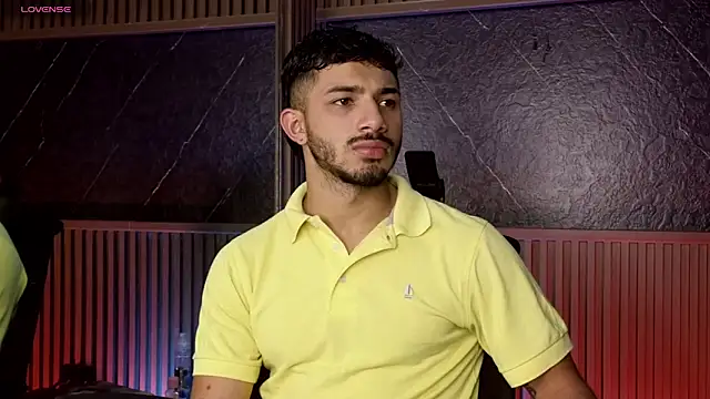 ArturoCardona  online show from February 2026 05:13:02 PM