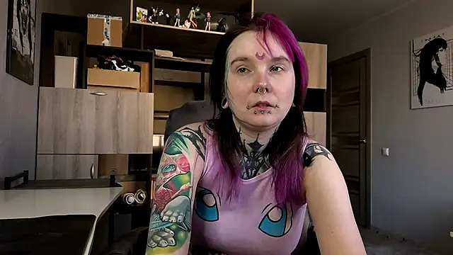 HighelikeGirl online show from April 2026 02:09:01 PM