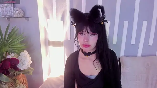 Dita von2 online show from November 2025 11:31:01 AM