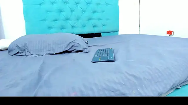 cris dulce online show from November 2025 07:18:01 PM