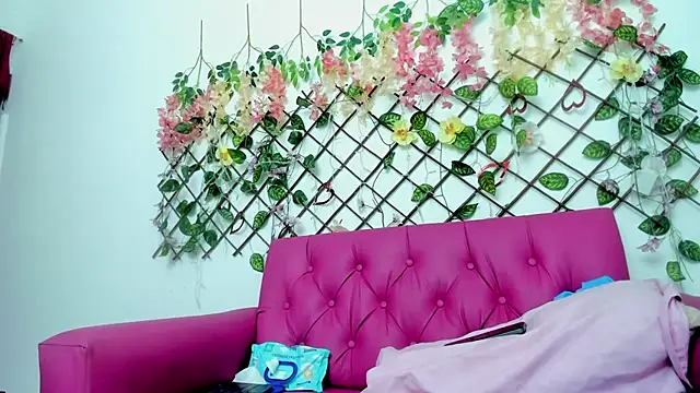 cris dulce online show from March 2026 02:57:02 AM