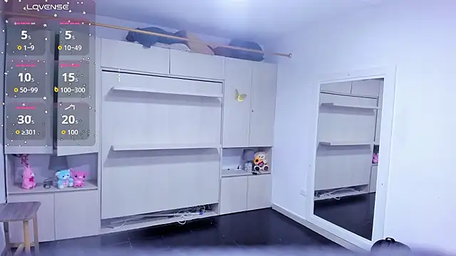 LilyWhitney online show from January 2026 04:05:02 AM