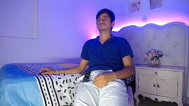 Charlie Cock  online show from October 2025 06:10:02 AM