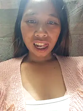 mo4mh online show from April 2026 10:07:01 PM