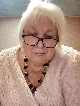 Alexia64231 online show from October 2025 07:29:02 PM