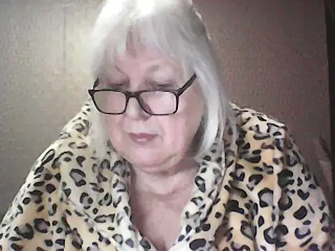Alexia64231 online show from April 2026 12:26:02 AM
