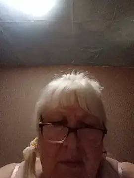 Alexia64231 online show from June 2026 11:04:02 AM