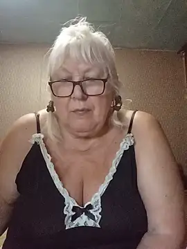 Alexia64231 online show from July 2026 09:41:02 PM