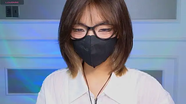      Panda      online show from April 2026 05:32:01 PM