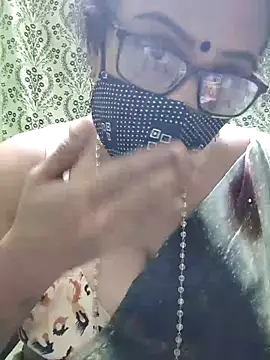 sweet-lotus online show from October 2025 06:39:01 PM