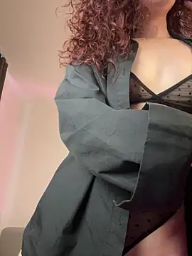 Lunna reed online show from October 2025 09:40:01 AM