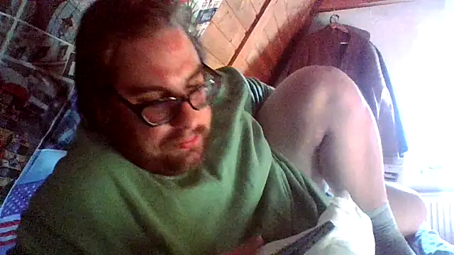 chubbyDavid1998 online show from October 2025 12:20:01 PM