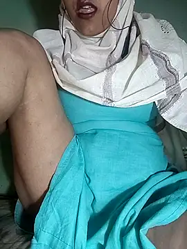 Hotty-Monaa online show from November 2025 05:13:02 PM