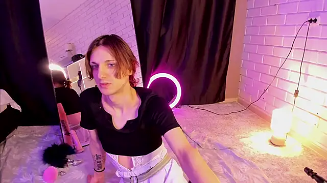 Anjela Botton online show from November 2025 06:32:01 PM