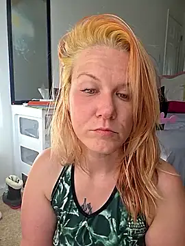 RhondaRump online show from April 2026 12:58:02 PM