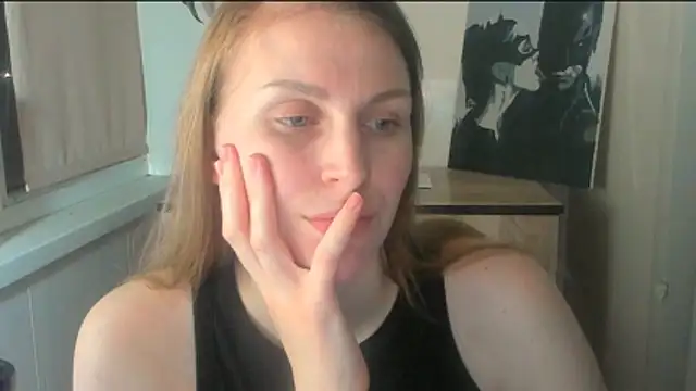 JuliaMuuun online show from April 2026 09:21:02 PM