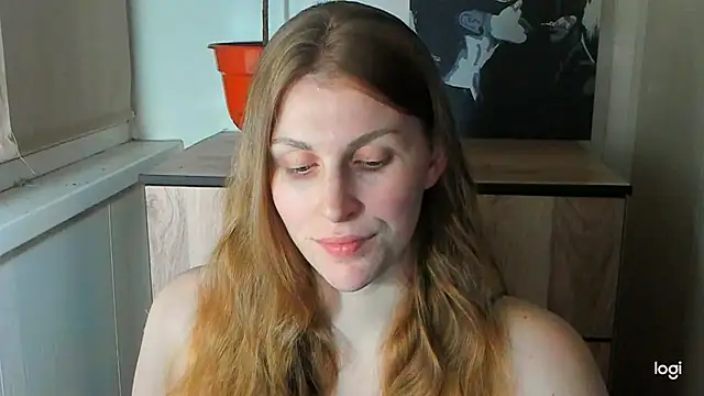 JuliaMuuun online show from July 2026 08:47:02 PM
