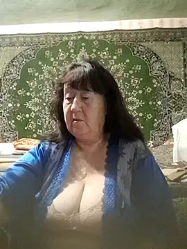 CrystalLime6411 online show from November 2025 07:41:02 PM