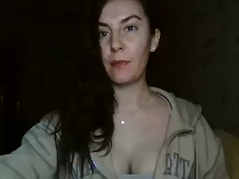 KatalinaQE online show from October 2025 05:11:02 AM