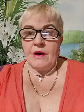 VioletSweet5566 online show from September 2025 04:17:01 PM