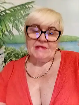 VioletSweet5566 online show from April 2026 01:42:02 PM