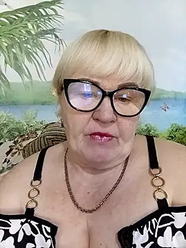 Snapshot of VioletSweet5566 chatting on May 2026 05:57:02 AM VioletSweet5566 online show from May 2026 05:57:02 AM