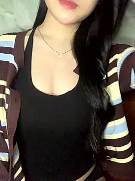 Snapshot of Lyly11 chatting on January 2026 03:10:01 AM Lyly11 online show from January 2026 03:10:01 AM