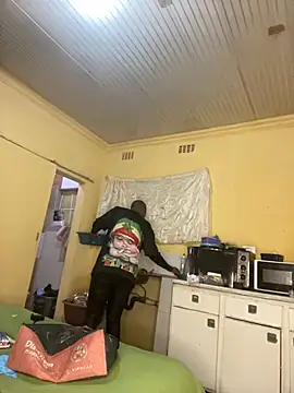 Snapshot of Ozimpho chatting on August 2026 05:37:01 PM Ozimpho online show from August 2026 05:37:01 PM