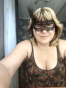 AliceGold5231 online show from April 2026 05:23:01 AM